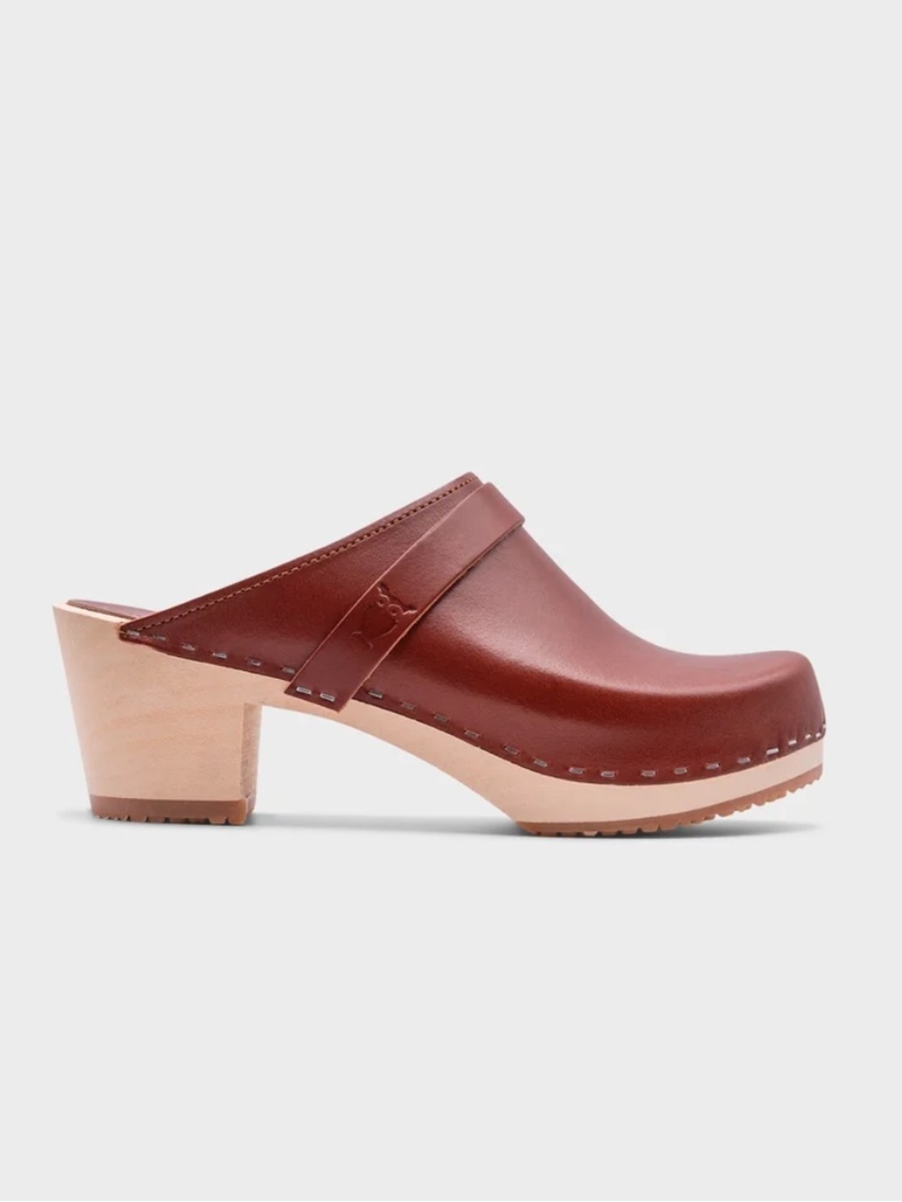 Sandgrens Dublin Classic Clog Mule in Cognac